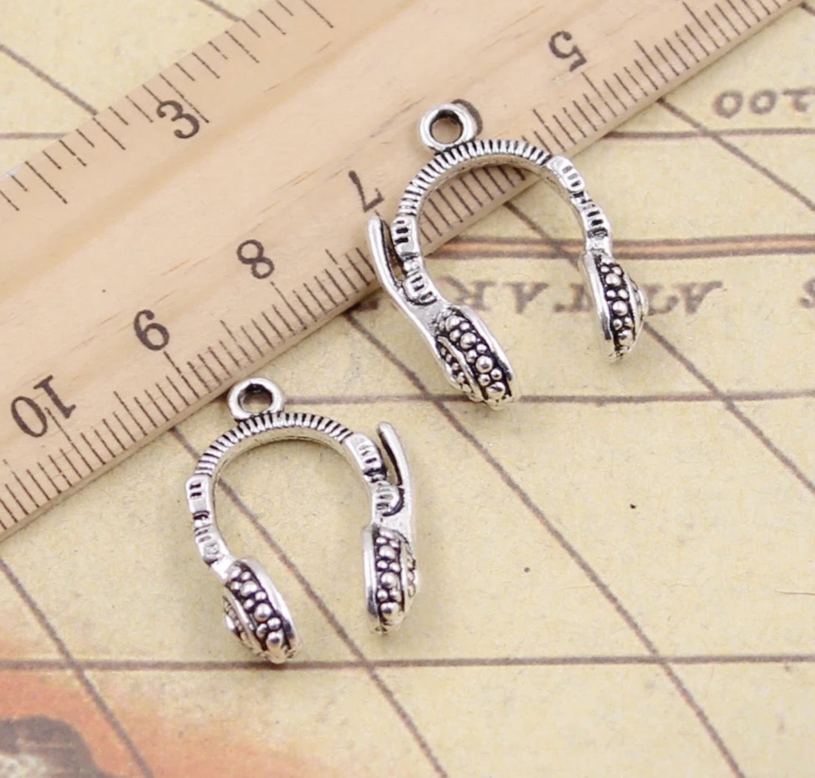 Headphone charm