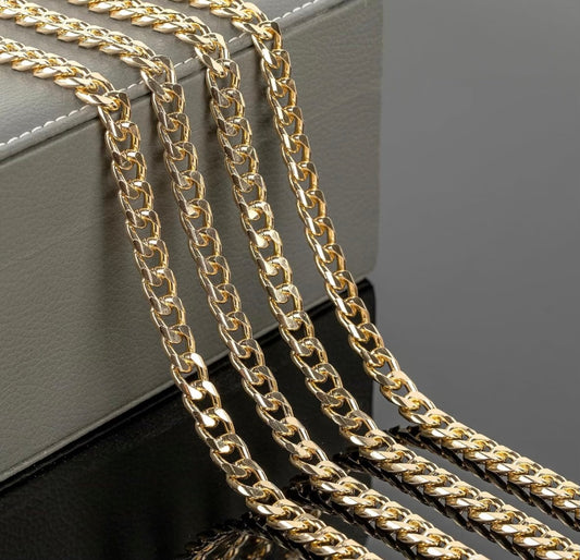 Thick gold chain